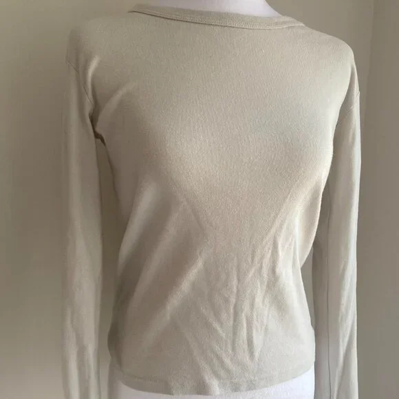 brandy melville off-white long sleeve - Picture 3 of 4